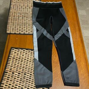 Pink workout tights. Size medium